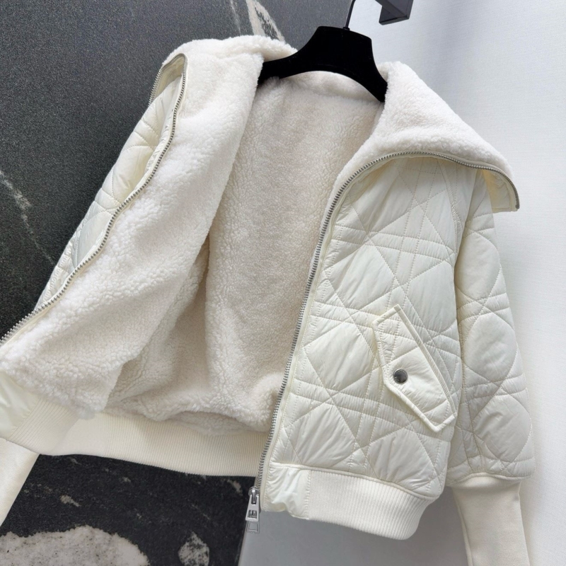 chr1st1an D10r outwear